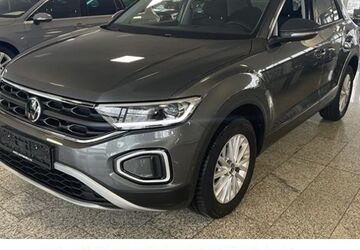 VW T-Roc 49.000 km 23.985 &euro; Wuppertal 42329