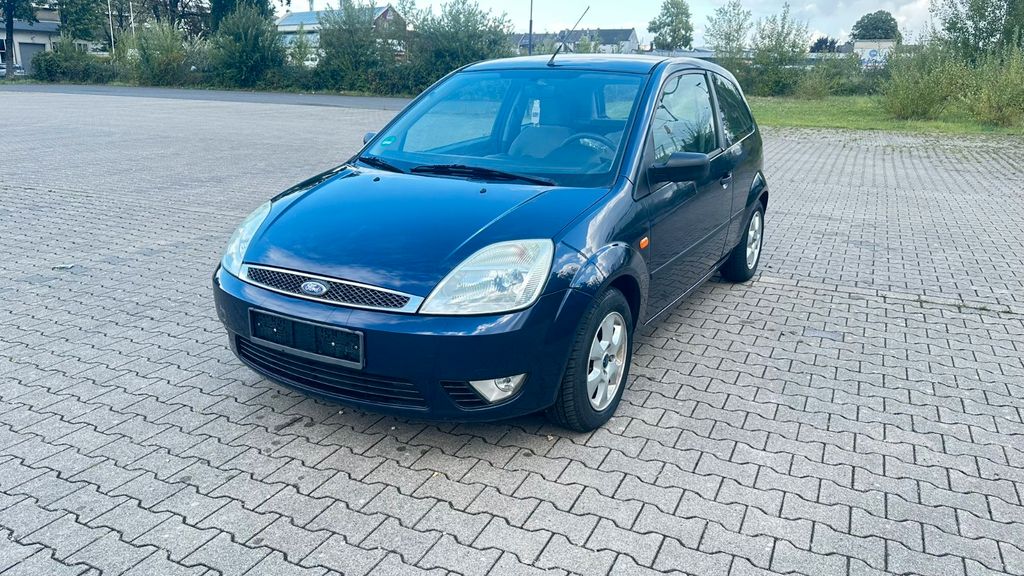 Ford Fiesta 92.450 km 1.999 &euro; Wuppertal 42281