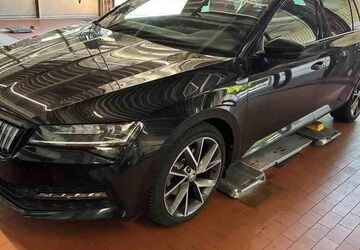 Skoda Superb 23.261 km 31.936 &euro; Hagen 58091