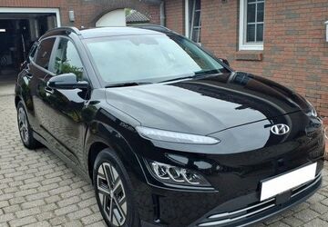 Hyundai KONA Elektro 42.000 km 19.200 &euro; Wuppertal 42289