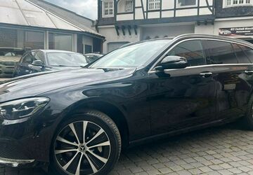 Mercedes-Benz E 300 195.705 km 21.900 &euro; Wuppertal 42117