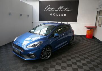 Ford Fiesta 69.500 km 17.450 &euro; Remscheid 42897