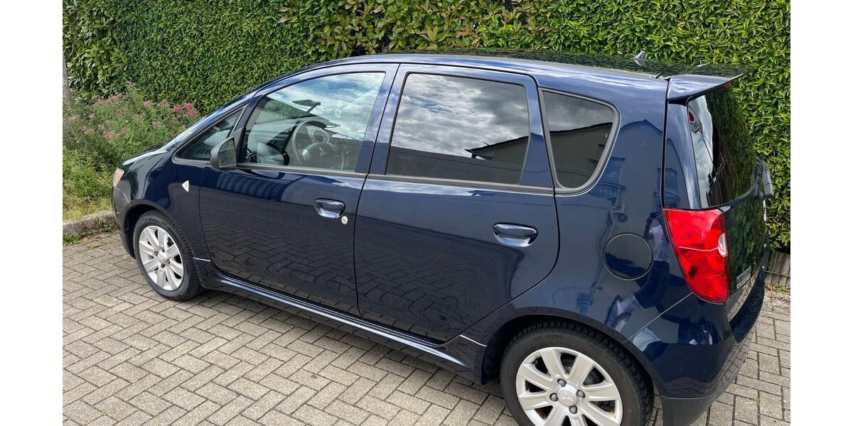 Mitsubishi Colt 206.000 km 1.900 &euro; Langenfeld 40764
