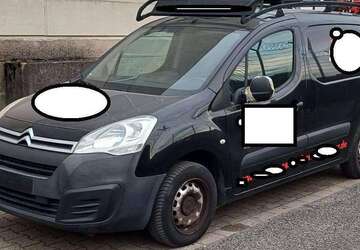 Citroen Berlingo 74.651 km 3.499 &euro; Essen 45327