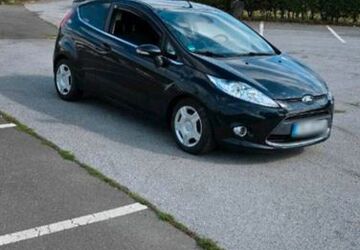 Ford Fiesta 180.900 km 2.949 &euro; Wuppertal 42399