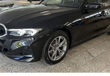 BMW 320 22.263 km 31.985 &euro; Wuppertal 42329