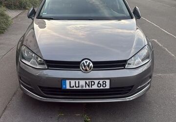 VW Golf 317.000 km 8.900 &euro; Wuppertal 42105