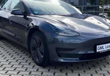 Tesla Model 3 51.200 km 27.900 &euro; Bochum 44801