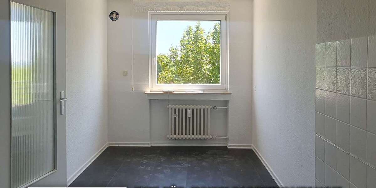 Etagenwohnung Wuppertal Schraberg - 3 Zimmer, 76 m&sup2;, 570&euro; | Angebot:27030082