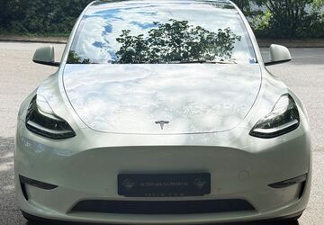 Tesla Model Y 80.000 km 34.999 &euro; Wuppertal 42283
