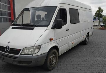 Mercedes-Benz Sprinter 218.000 km 2.450 &euro; Essen 45356