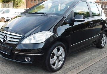 Mercedes-Benz A 170 148.062 km 2.999 &euro; Mülheim 45473