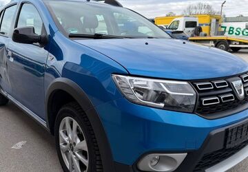 Dacia Sandero 120.000 km 5.950 &euro; Wuppertal 42389