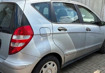 Mercedes-Benz A 150 138.600 km 1.400 &euro; Bochum 44789