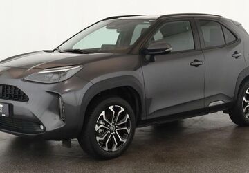 Toyota Yaris Cross 8.100 km 24.984 &euro; Düsseldorf 40233
