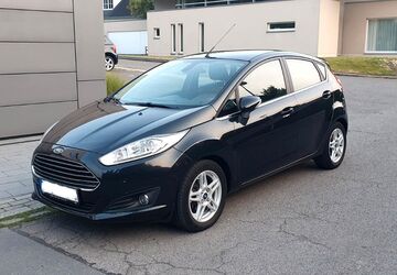 Ford Fiesta 118.700 km 4.950 &euro; Essen 45219