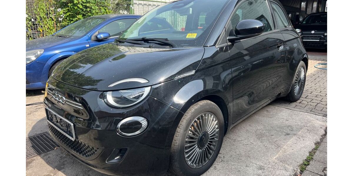 Fiat 500e 27.000 km 14.990 &euro; Bochum 44793