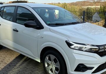 Dacia Sandero 7.084 km 15.888 &euro; Radevormwald 42477