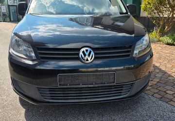 VW Caddy 155.000 km 9.999 &euro; Wuppertal 42109