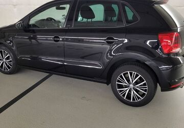 VW Polo 125.500 km 9.600 &euro; Düsseldorf 40221
