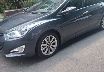 Hyundai i40 280.000 km 4.200 &euro; wuppertal 42277