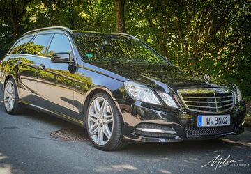 Mercedes-Benz E 300 333.000 km 6.100 &euro; Wuppertal 42285