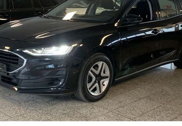 Ford Focus 74.800 km 14.985 &euro; Wuppertal 42329