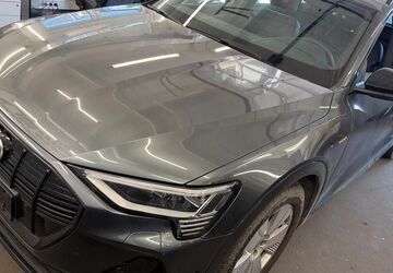 Audi e-tron 49.042 km 30.701 &euro; Hagen 58091