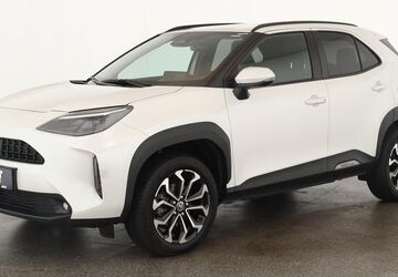 Toyota Yaris Cross 20.400 km 23.684 &euro; Düsseldorf 40233