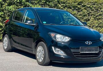 Hyundai i20 91.378 km 4.999 &euro; Wuppertal 42389